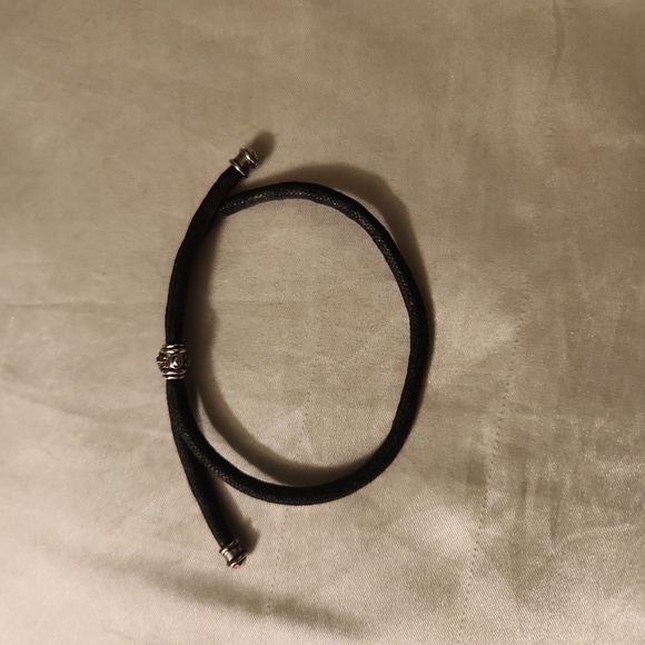 David Yurman Silver and Black Cord Bracelet (NWOT) - Picture 3 of 5